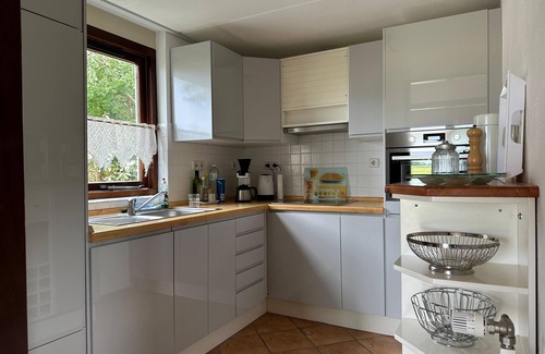 Sint Maartensvlotbrug House | 4 people House, detached, beach, terrace, great facilities