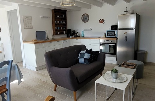 Plomodiern Cottage | 4-person gite, typical Breton farmhouse between sea and countryside