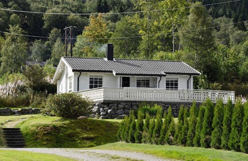 Stryn House | 4 person holiday home in Utvik-By Traum