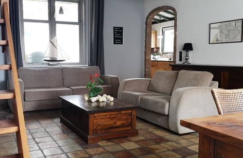 Brouwershaven House | 4-person holiday home in the center of Brouwershaven