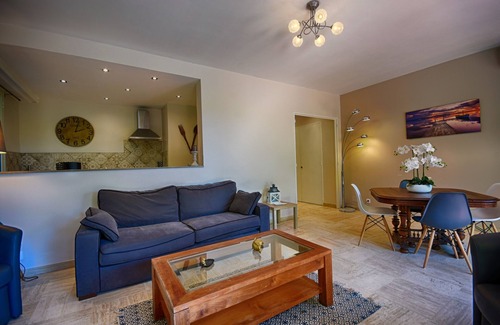 Antibes Apartment | 4 room apartment with terrace and garden just steps from the sea