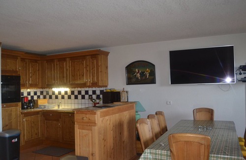 Arc-1800 Apartment | 4-room duplex at the foot of the slopes with parking and pets allowed