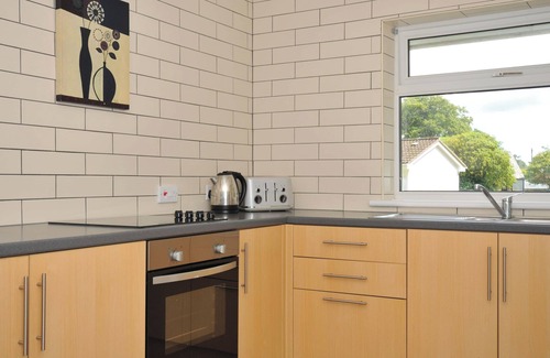 Liskeard House | 4 ROSECRADDOC LODGE HOLIDAY BUNGALOWS, family friendly in Liskeard