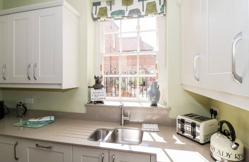 Shipston on Stour Cottage | 4 The Old Council House