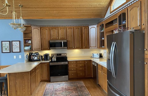 Bryson City House | 40+ acres of Breathtaking views 6 minutes to Bryson City and smoky mountain RR