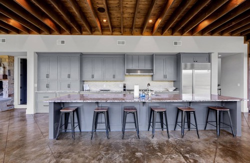 Bremen House | 40 acres of privacy surrounded by water