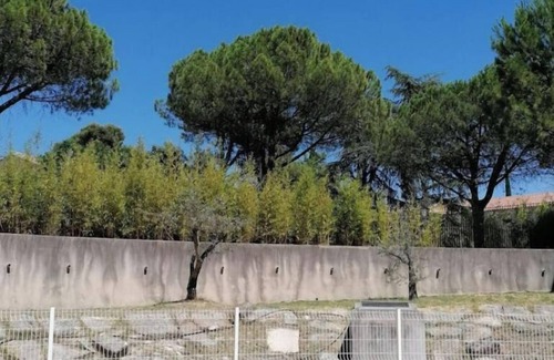 Uzes Apartment | 40 m² Moderne Central Avec Piscine et Terrasse sud