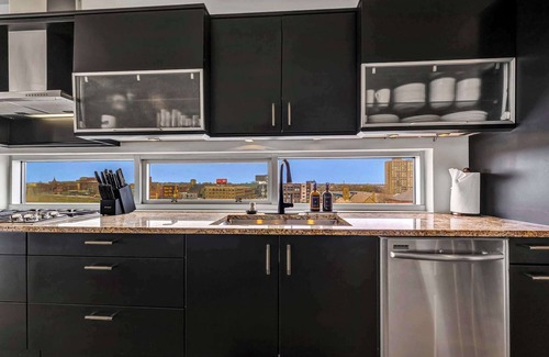 Ohio City Condo | 4000 sq ft Luxe 4BR Penthouse | Theater | Patio