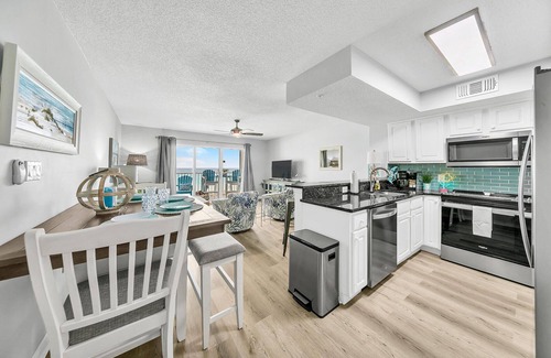 Fort Walton Beach - Destin Condo | 405 | Only a Dolphin is Closer to the Beach!