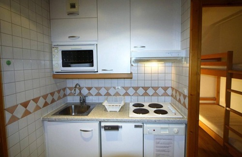 Le Lavachet Apartment | 40m from ski slopes, 6th floor, balcony, tv, ski locker, 21m², Tignes