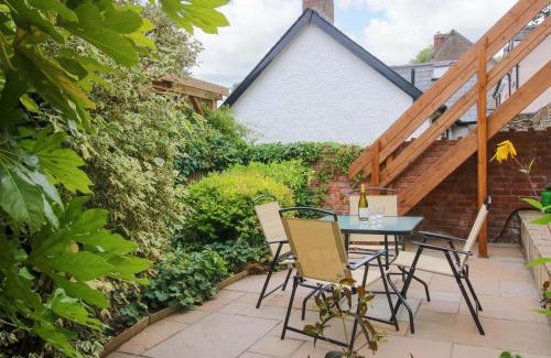 Bishops Castle House | 41 High Street
