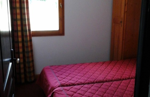 Valloire Apartment | 41 m2 Facing south, relaxing view, 200m from the slopes. Pool, Sauna
