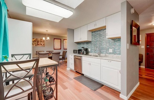 Lamar Heights Area House | 420Friendly Hottub Putt-Putt Gameroom Theater