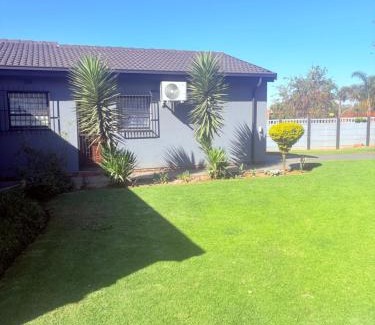 Emalahleni House | 43 Home