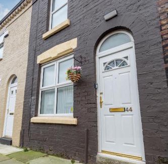 Anfield House | 44 Stonehill Street