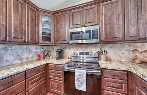 Blanco House | 45-ac Estate-Private Blanco River Access-Fire Pit!