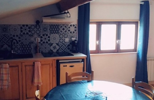 Embrun Apartment | 45 m² attic apartment on the top floor of a villa