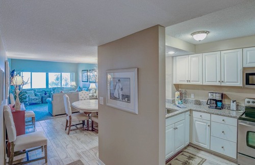 Palmetto Dunes Condo | 464 Captains Walk - 2 bedroom, 2 bath villa convenient to the beach!