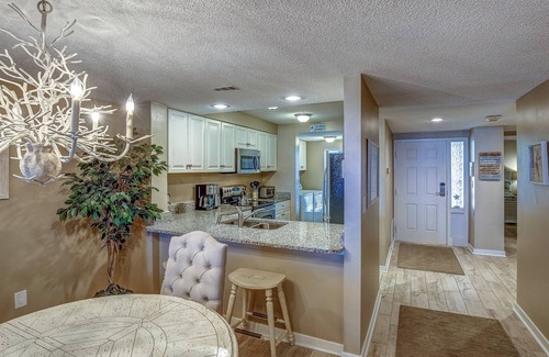 Palmetto Dunes Condo | 464 Captains Walk - 2 bedroom, 2 bath villa convenient to the beach!