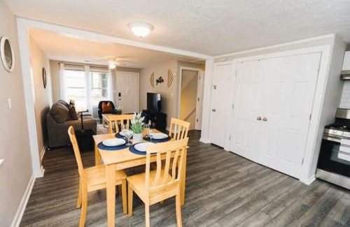Crestwood South House | 47th Place Forest Park