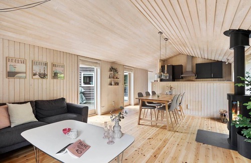 Ronne House | 4800 Rønne - Stampen Vej 2 Hus 24