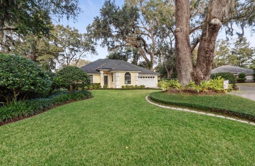 Amelia City House | 4937 Windward Place home