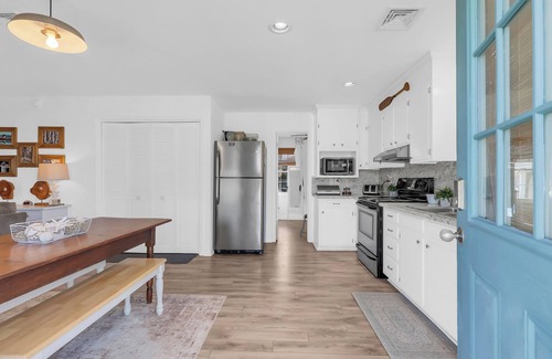 Cherry Grove Beach House | 4BD Charming Beach Home-Pet Friendly-Cherry Grove