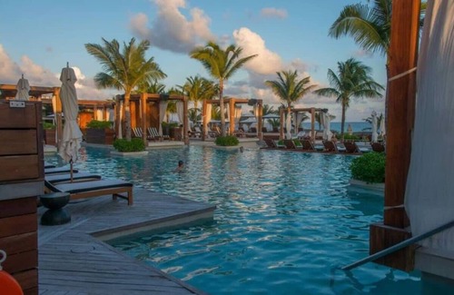Puerto Juarez House | 4BD Grand Luxxe Riviera Maya Pool Resort