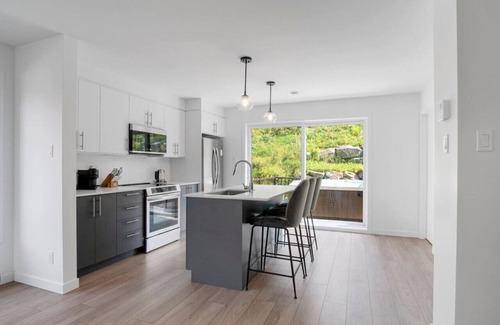 Saint-Faustin-Lac-Carre House | 4BDR Townhouse, Ski In/Out - 72 Mont-Blanc