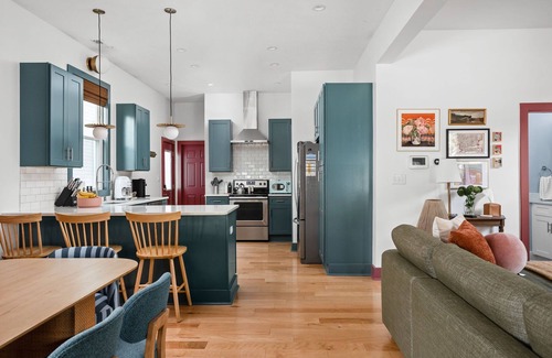 Indianapolis House | 4BR 2.5BA Home - Bates Hendricks, Downtown Indianapolis - Minutes to sites