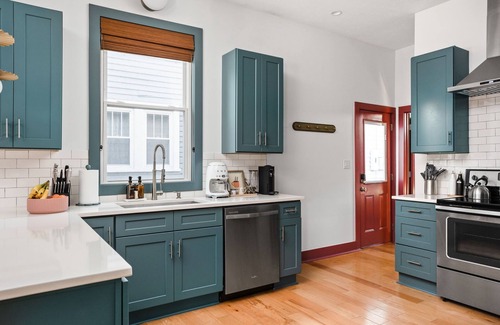 Indianapolis House | 4BR 2.5BA Home - Bates Hendricks, Downtown Indianapolis - Minutes to sites