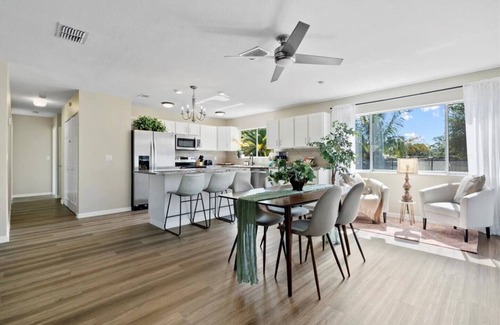 Port Saint Lucie House | 4BR, 2BA with Heated Pool, BBQ, Fire pit in Port St. Lucie