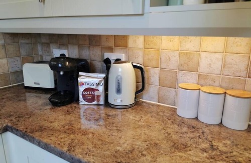 Norwich House | 4BR Elegant Stay | Golden Triangle | Parking