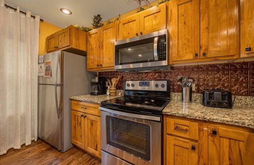 Gatlinburg Cabin | 4BR, indoor pool, game room, hot tub. Free attraction tickets!