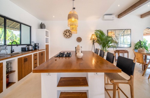 Tigawasa Villa | 4BR Lovina Paradise - Ocean View