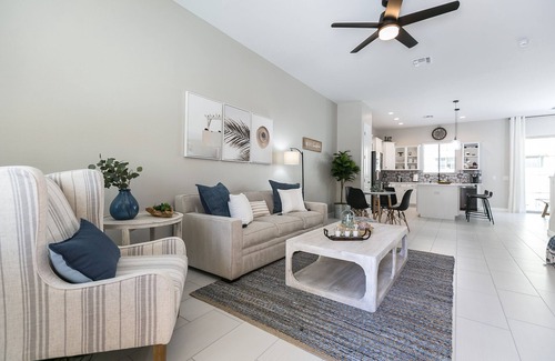 Mesa House | 4BR Mesa Retreat - Heated Pool, Spa & Gym