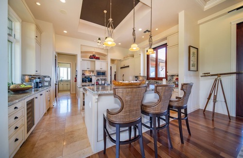 Kaanapali House | 4BR Oceanview Estate | Infinity Pool + Pickleball Ct.