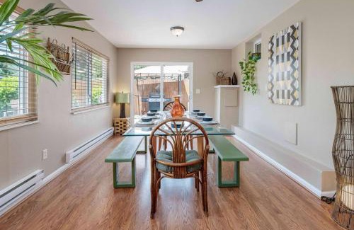Dupont House | 4br Retreat W Backyard & Bbq