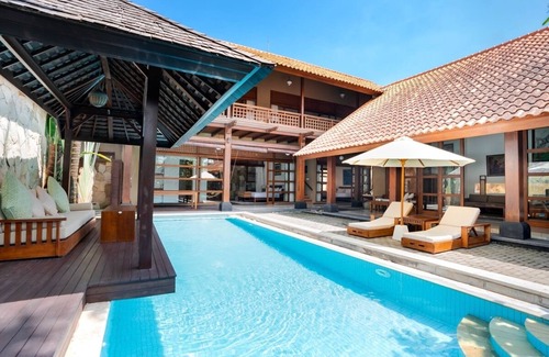 Sunset Road Villa | 4BR Villa in Central Seminyak