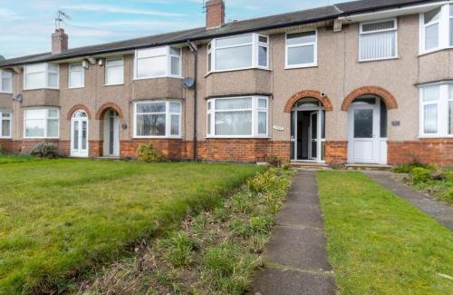 Wyken House | 4BR with Private Parking