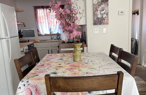 Frazier Park Cottage | 4season cozy getaway cottage