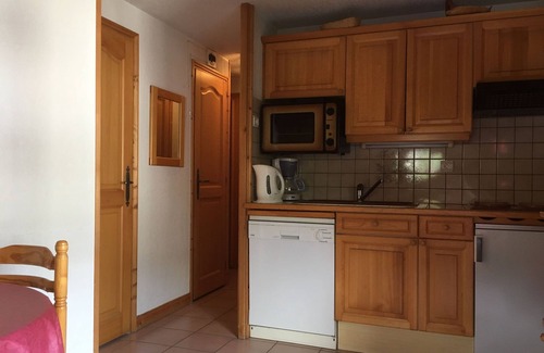 Saint-Gervais-les-Bains Apartment | 4th Floor Luxurious Apartment with Beautiful Mountain Views
