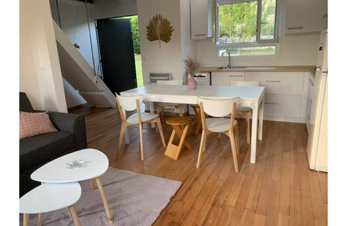 Bussy-Saint-Martin House | 5-6 person house with garden, 10 minutes from Disney. Pk, bbq, Wii & Wifi