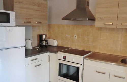 Le Croisic Apartment | 5-Bed Apartment, Near Port, Private Parking
