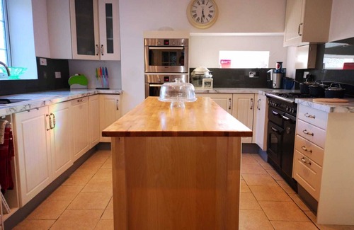 Boston House | 5 Bed House in Boston Lincolnshire- Sleeps 13