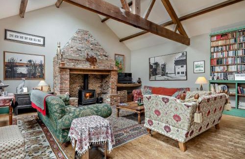 Holt House | 5 bed in Wiveton KT021
