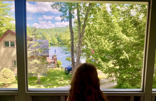 Ludlow House | 5 bedroom, 4 bath OKEMO Ski and LAKE Home with A/C