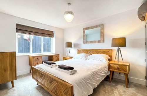 Saint Erth Praze Cottage | 5 bedroom accommodation in Crowntown, near Helston