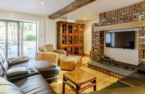 Abergavenny Cottage | 5 bedroom accommodation in Abergavenny