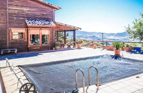 Motril House | 5 Bedroom Countryside House